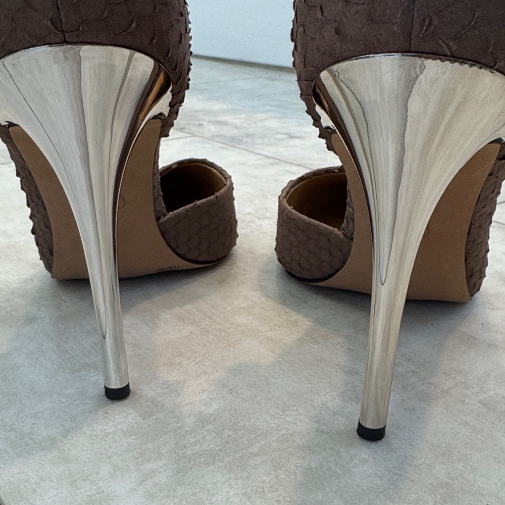 Jessica Simpson Chocolate Textured Heels - Picture 6 of 7